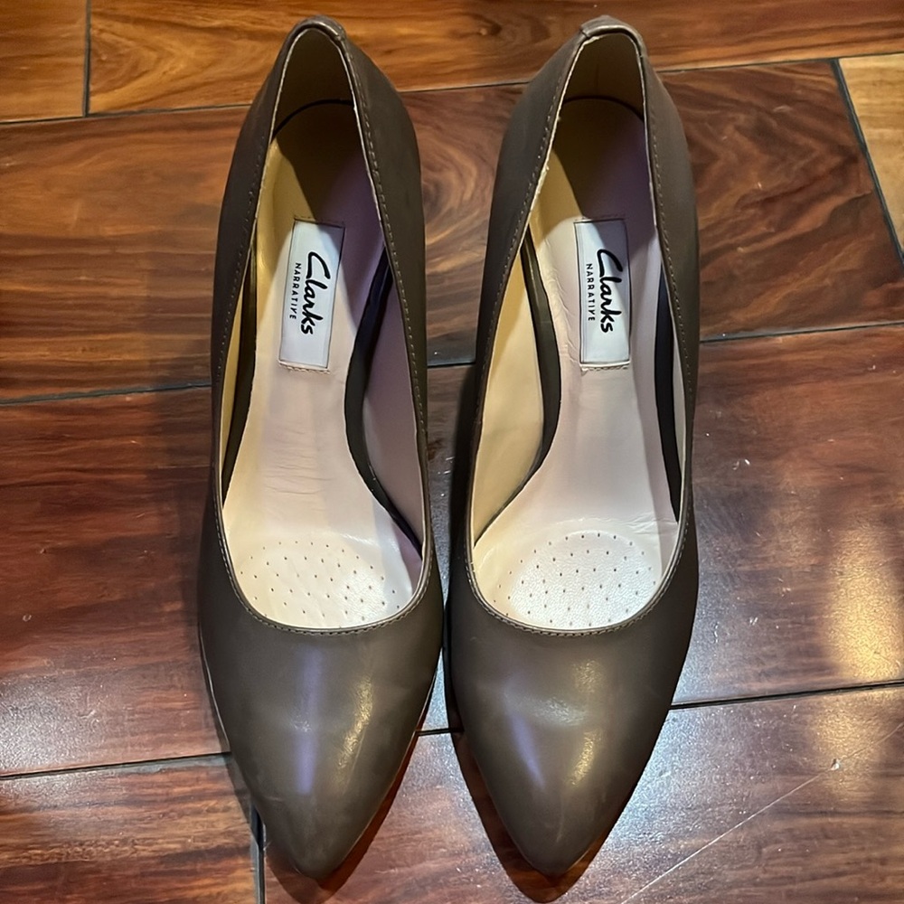 Grey leather wedges